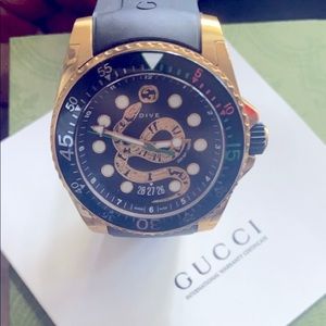 GUCCI DIVE WATCH 45mm